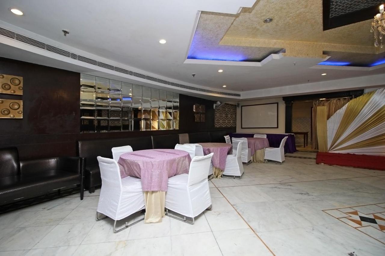 Oyo 5915 Hotel Swagath Neu-Delhi Exterior foto